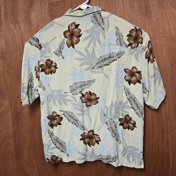 Banana Cabana XXL Men's Leaf and Floral Print Casual Shirt - Picture 3 of 5